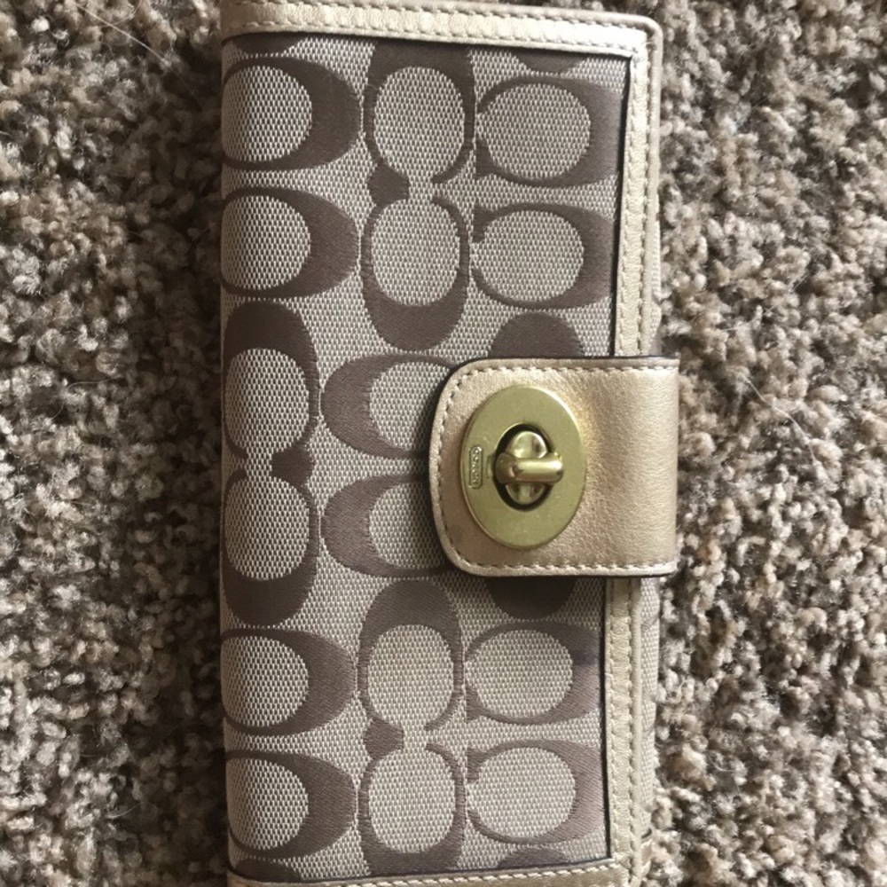 Coach wallet